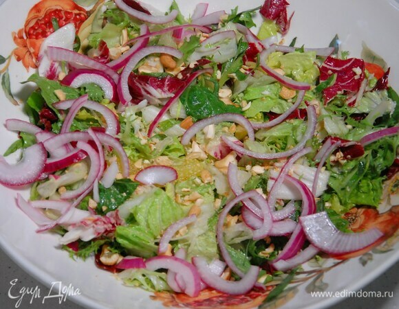 Салат с красным луком и помидорами - пошаговый рецепт с фото на centerforstrategy.ru