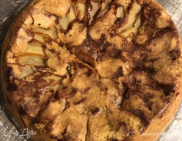 Шарлотка с яблоками на кефире — пошаговый рецепт с фото