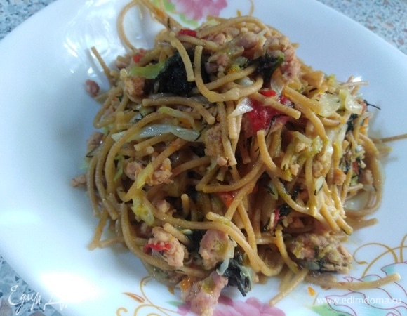 Спагетти с сыром и мясом (ветчиной) - пошаговый рецепт приготовления блюда