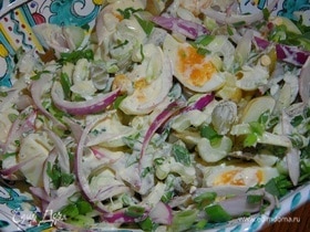 Картофельный салат с яйцами, сельдереем и домашним майонезом