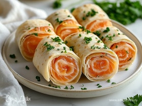 Закуска в лаваше с рыбой и сливочным маслом