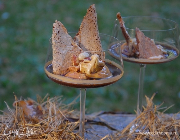 Ванильный крем с ореховыми меренгами