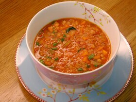 Овощная похлебка с чечевицей и карри