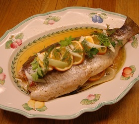 Форель с фенхелем, лимоном и польским соусом