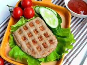 Мясные "вафли" или куриные бифштексы в электровафельнице