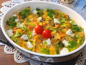 Рыбная запеканка с кабачком под соусом