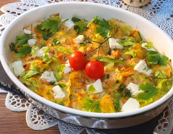 Рыбная запеканка с кабачком под соусом